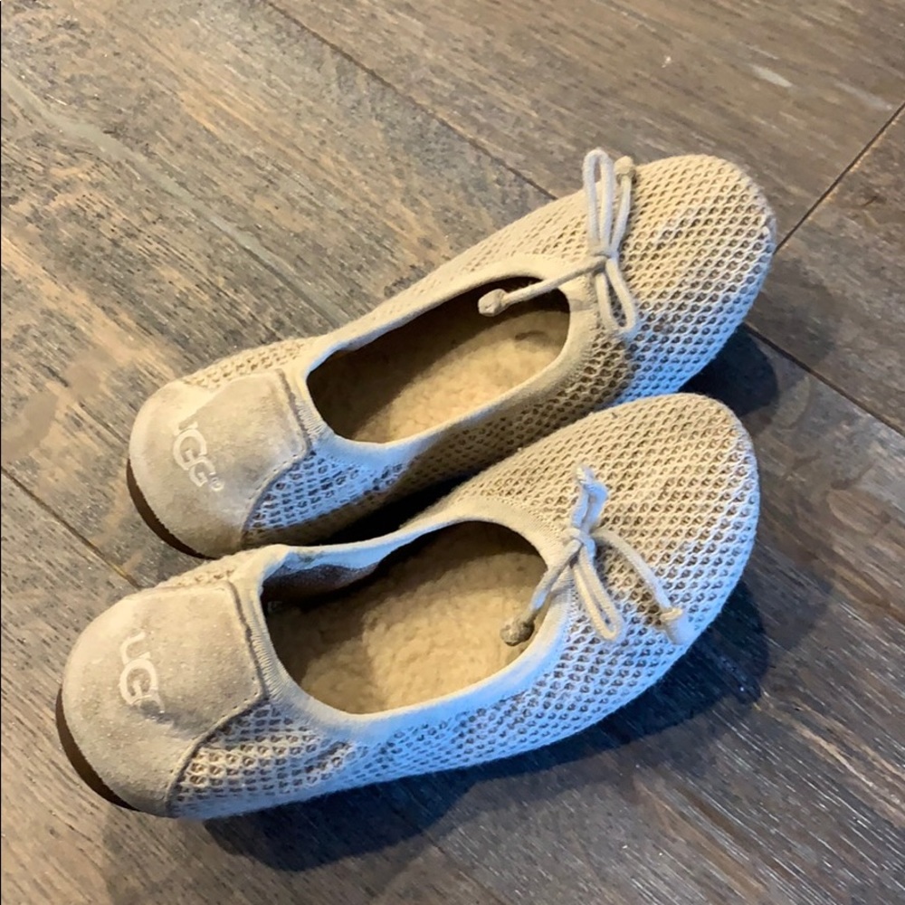 Beige ugg flats
